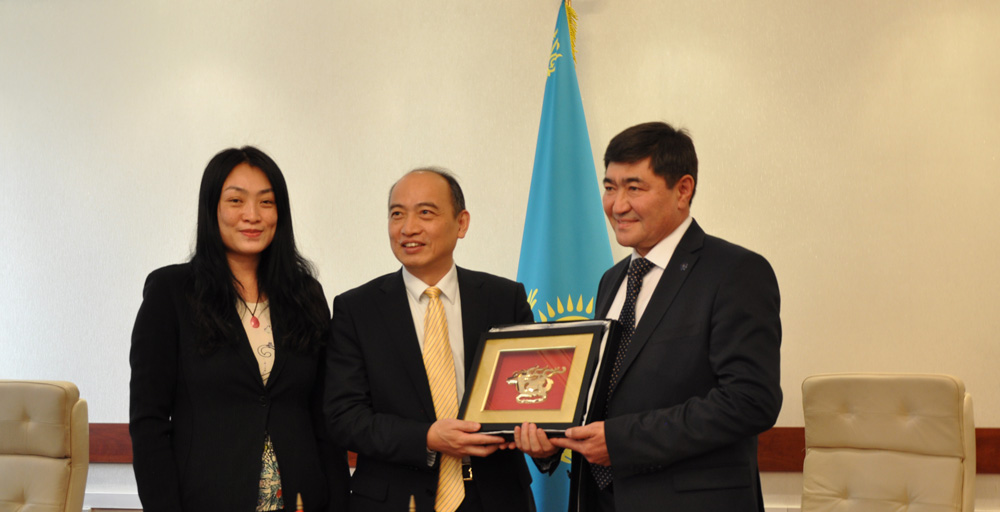 Fudan University delegation’s visit to Astana